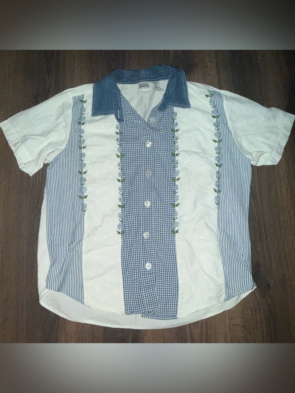 Basic Editions Cottage Core Y2K Floral Embroidered Button Up Shirt